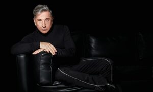 ¡Ricardo Montaner lanzó un nuevo disco con sus temas más puretes!