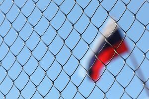 La UE extiende seis meses m谩s las sanciones econ贸micas contra Rusia - Revista PLUS