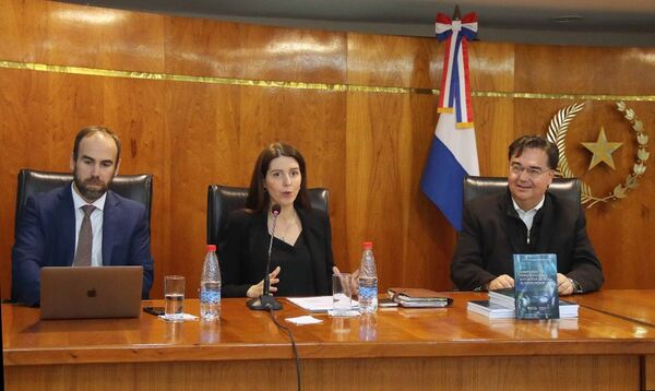 Hablaron sobre Derechos del Consumidor en el Diplomado en Derecho Civil y Comercial
