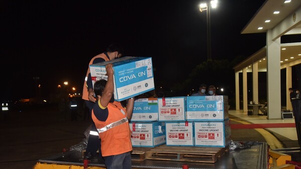 Paraguay recupera USD 3.4 millones del Mecanismo Covax y anuncia compra de aceleradores lineales