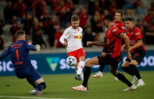 Athletico Paranaense sufre una derrota en la previa a la revancha contra Cerro Porteño
