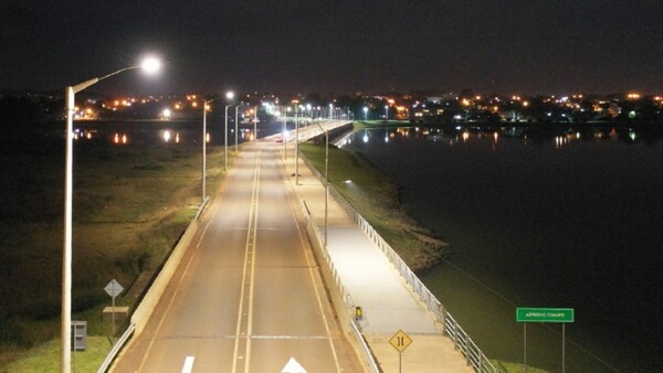 Reponen lumínica en sector saqueado de la Costanera encarnacena
