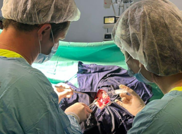 Médicos operaron con éxito a joven con malformación cerebral - Portal Digital Cáritas Universidad Católica