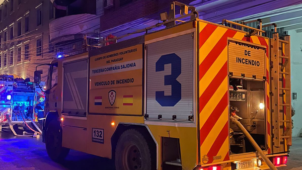 Susto en edificio céntrico de Asunción por incendio