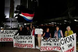 ¿Y los G. 500 mil millones? Exigen imputación de Nenecho y también claman explicaciones a la Junta Municipal - Nacionales - ABC Color
