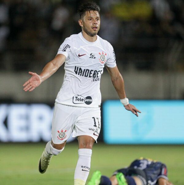 Corinthians acuerda saldar una deuda de más de 10 años relacionada a Ángel Romero