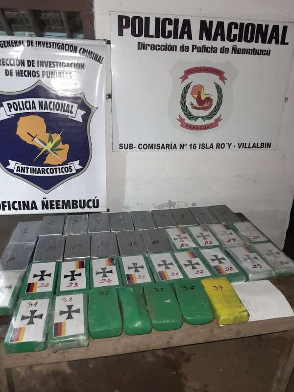 Hallan un paquete de 40 kilos de cocaína en Villalbín - Policiales - ABC Color