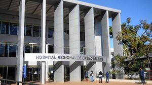 Lo que tenés que saber: Un paciente con cáncer falleció esperando una cama