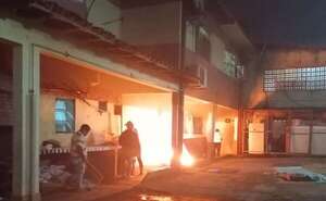 Indigente casi provocó una tragedia en el Hospital Regional de Ciudad del Este - ABC en el Este - ABC Color