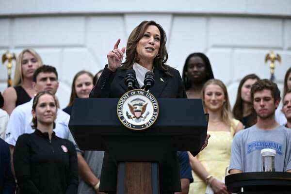 AUDIO: Estados Unidos: “Hay que respetar la voluntad popular y esta convención demócrata debería ser sana”, dicen desde UPLA - La Primera Mañana - ABC Color