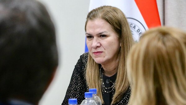 Salud no puede dar respuesta rápida a todos los pacientes con cáncer, admite ministra
