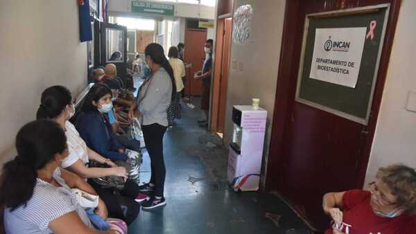 Pacientes oncológicos critican a ministra de Salud: “El cáncer no espera, todo es urgente”