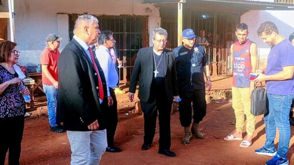 Obispo de Ciudad del Este visitó la penitenciaría y bendijo a los internos