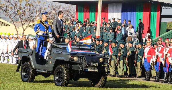 La Nación / Día del Ejército: mandatario encabezó acto de conmemoración y habilitó mejoras
