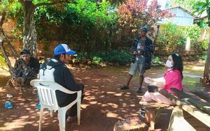 Atención y vacunación en el territorio de la USF KM. 8 Acaray de Ciudad del Este