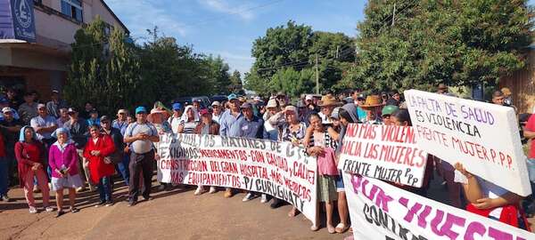 Protesta ciudadana por falta de insumos y servicios en el hospital de Curuguaty - Nacionales - ABC Color