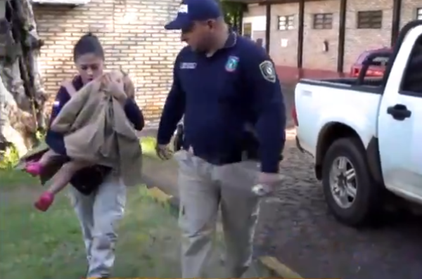 Habla la mujer que tenía a la niña: “Nos dio a la criatura y no nos pidió nada”.