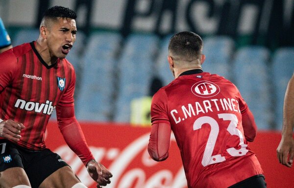 Versus / Cris Martínez fue figura y Huachipato logra la remontada para llegar a octavos de Sudamericana