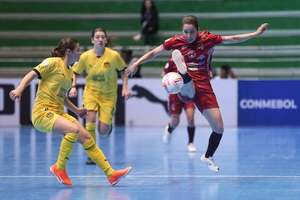 Futsal FIFA: Ysaty, con los tapones altos - Polideportivo - ABC Color