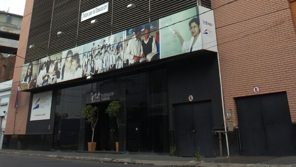 MEC detecta cajas de exámenes violentadas durante fiscalización