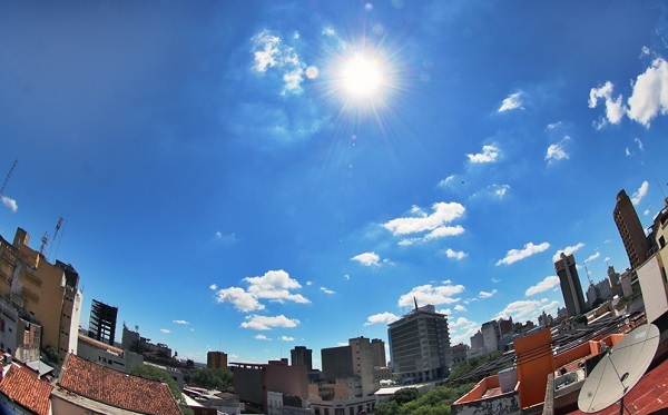 Miércoles caluroso con vientos del norte