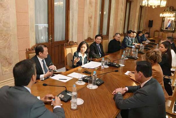 Empresarios taiwaneses exploran mercado para instalarse en parque industrial en Alto Paraná | DIARIO PRIMERA PLANA