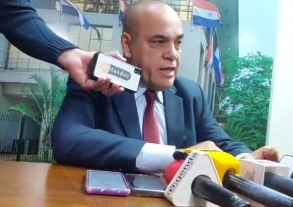 Presidente del Senado defiende creación de “Comisión Antilavado”