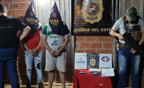 Detienen a dos personas tras hallarse un kilo de cocaína