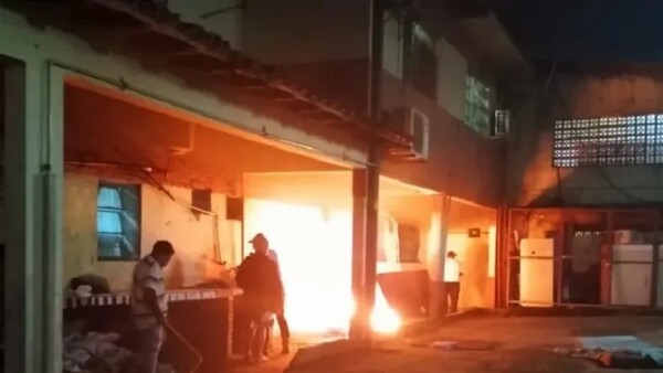 Imputan al hombre que provocó incendio en el Hospital de Ciudad del Este