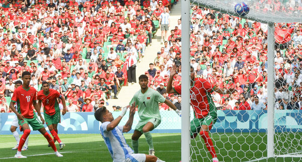 Versus / Argentina empató agónicamente en el minuto 15 de adición
