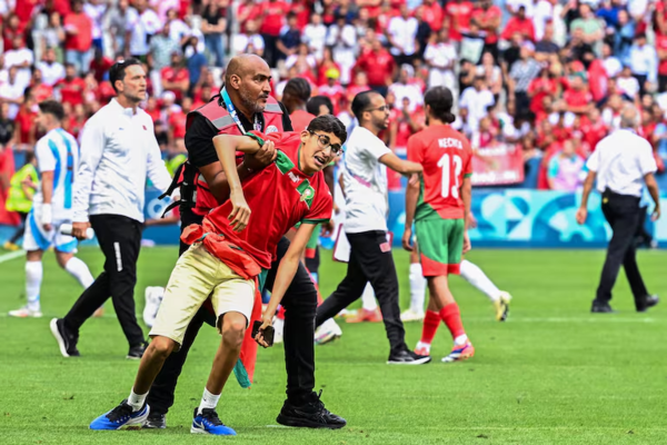 Papelón histórico en los Juegos Olímpicos: Anularon el gol de Argentina una hora y media después de finalizar el partido