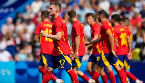 España sufre pero vence a Uzbekistán en estreno olímpico en París