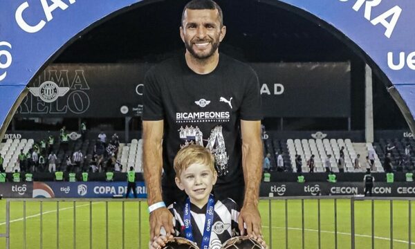¡Mirá el regalazo que le dio el pelotero Antonio Bareiro a su peque!