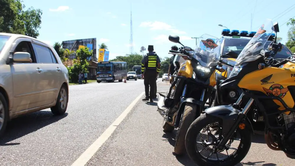 Denuncian pedido de coima de la Patrulla Caminera mediante transferencia - Noticiero Paraguay