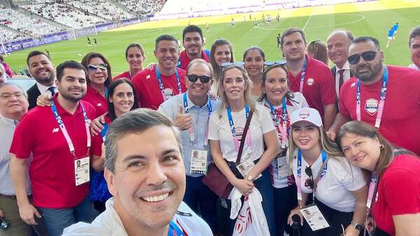 JJ.OO.: Peña acompañó el partido de Paraguay y en redes no le perdonaron - Nacionales - ABC Color