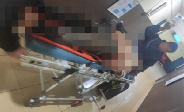 Apuñalan a un joven frente a su casa en San Alberto