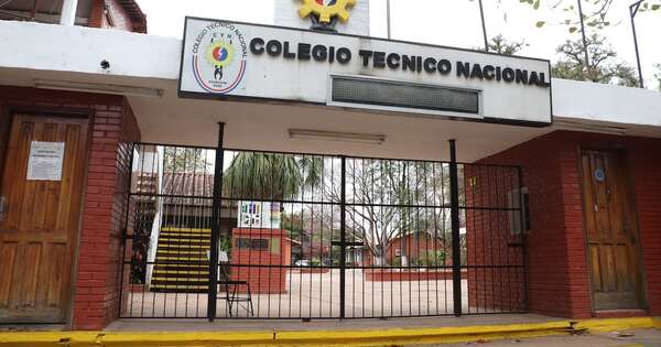 La Nación / Padres de alumnos del CTN denuncian supuestas irregularidades en asociación de cooperación escolar