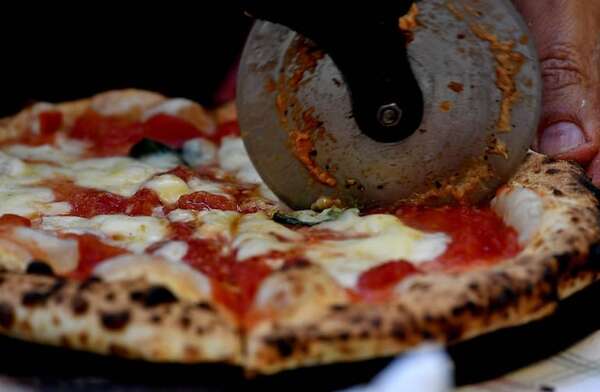 Cocinarán la pizza más grande de Sudamérica en el Chaco, en celebración a la amistad - Viajes - ABC Color