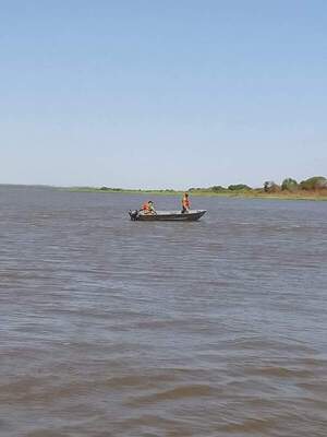 Desaparición de Trabajador en el Río Paraguay: Casi un Mes sin Rastro