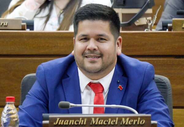 “Juanchi” muestra los dientes ante reclamo de Santiago Peña - Política - ABC Color