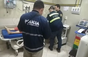 Mujer muere electrocutada al desenchufar un cable en su vivienda de Capiatá - Noticiero Paraguay