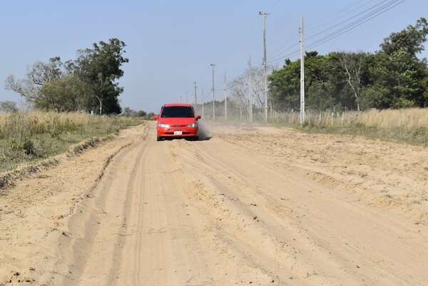 Es muy complicado transitar por ruta que une Yabebyry con Laureles, dice clérigo - Nacionales - ABC Color