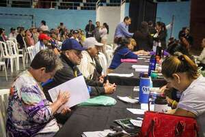 Pensión para adultos mayores: Proyectan que ya no exista censo previo, pero cruzamiento de datos será estricto - Nacionales - ABC Color