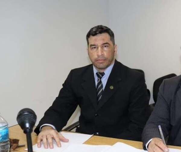 Asociaciones de funcionarios de la Fiscalía manifiestan su apoyo a Said ante eventual destitución - Nacionales - ABC Color