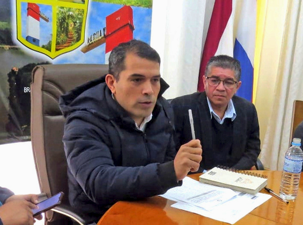Intendente dice que el grupo está conformado por seccionaleros - La Clave