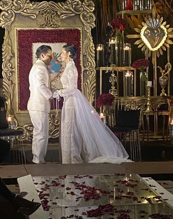 Ángela Aguilar y Christian Nodal, ¿casados? - Gente - ABC Color