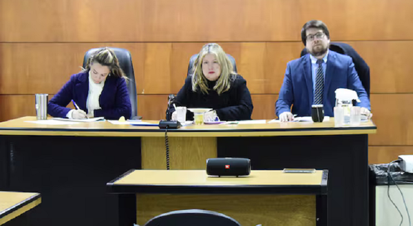 Condenan a exfiscala por pedido de coima
