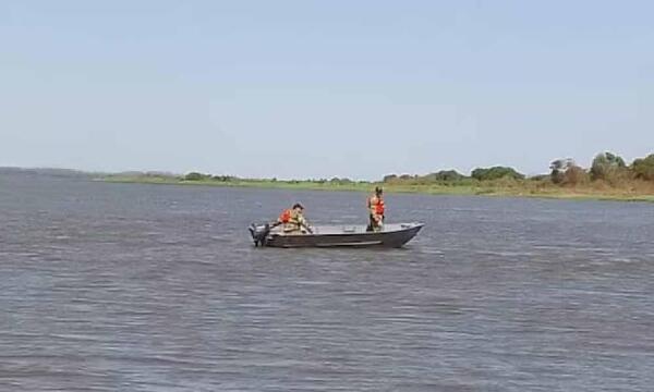 A casi un mes de su desaparición, sigue búsqueda de trabajador en el río Paraguay – Prensa 5