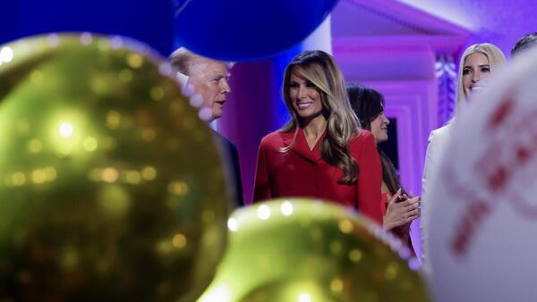 Melania Trump lanza su primer libro autobiográfico