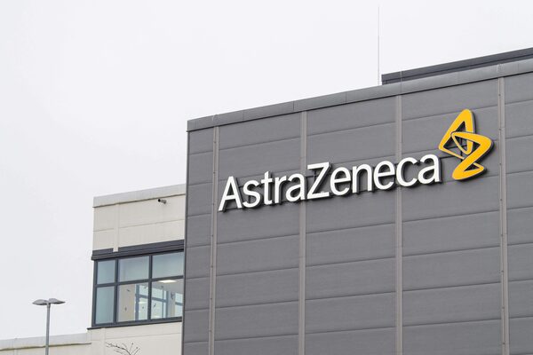 AstraZeneca gan贸 4.108 millones de d贸lares en el primer semestre, un 13 % m谩s - Revista PLUS